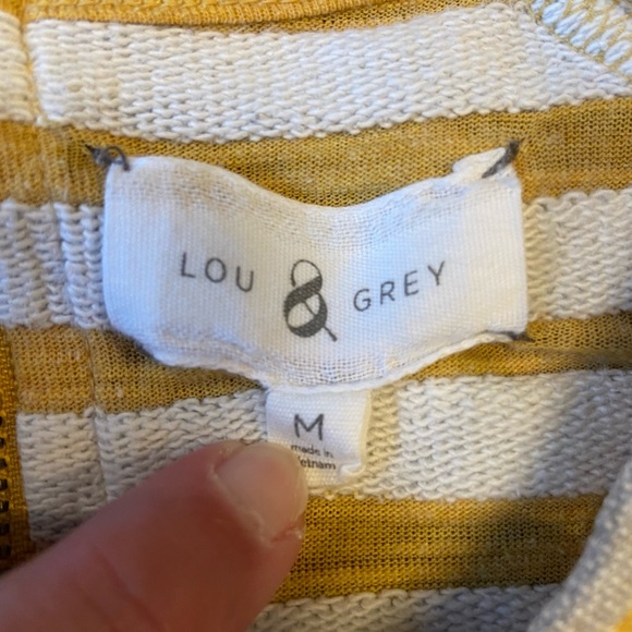 Lou and Grey top size Medium - Picture 2 of 5